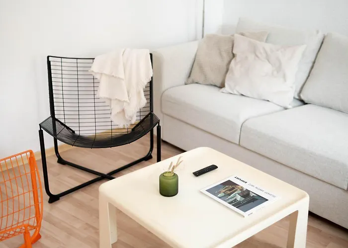 Große 3 Zimmer Wohnung mit Netflix in zentraler Lage