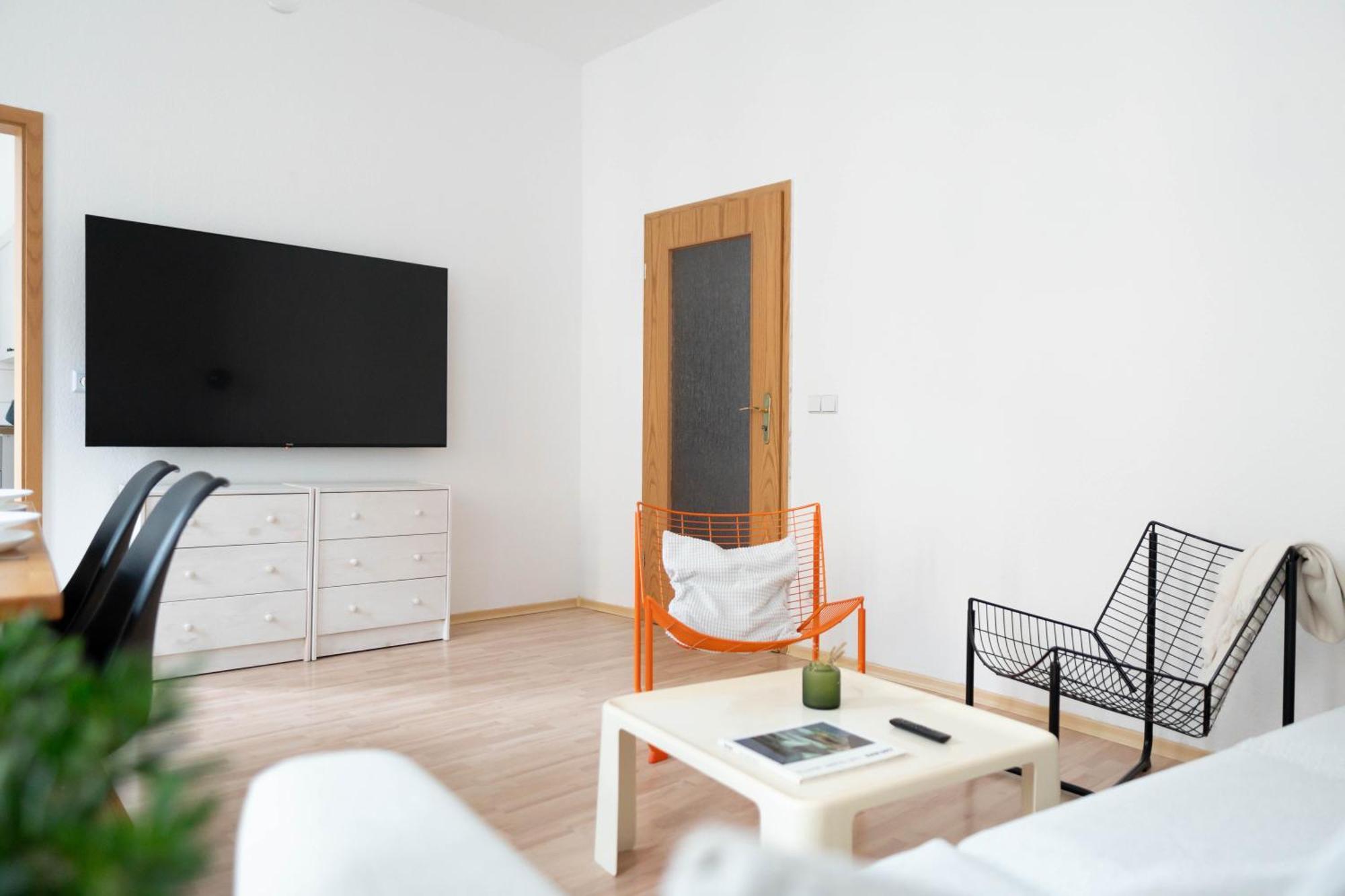 Appartement Grosse 3 Mit Netflix In Zentraler Lage Erfurt