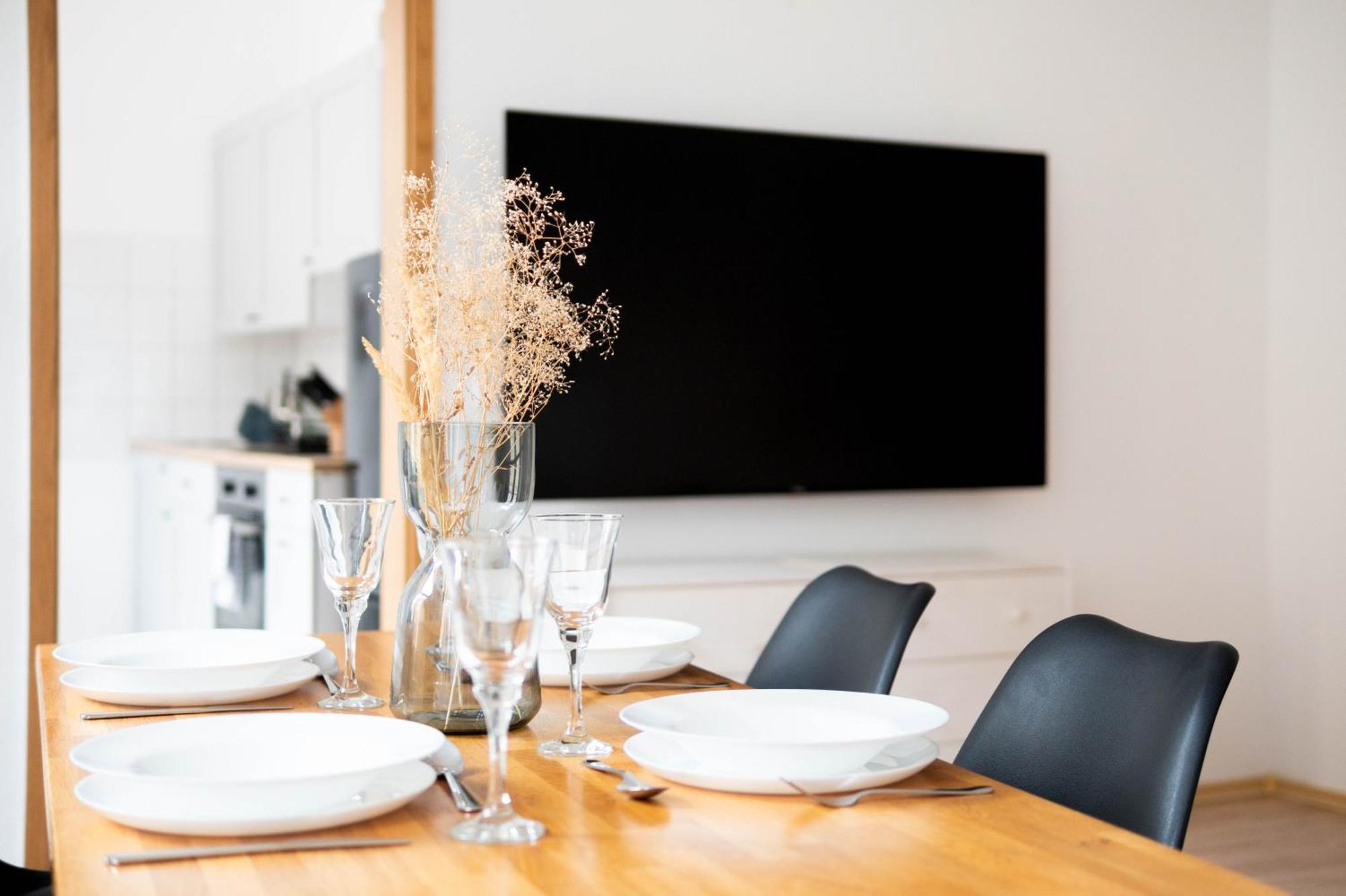 Appartement Grosse 3 Mit Netflix In Zentraler Lage